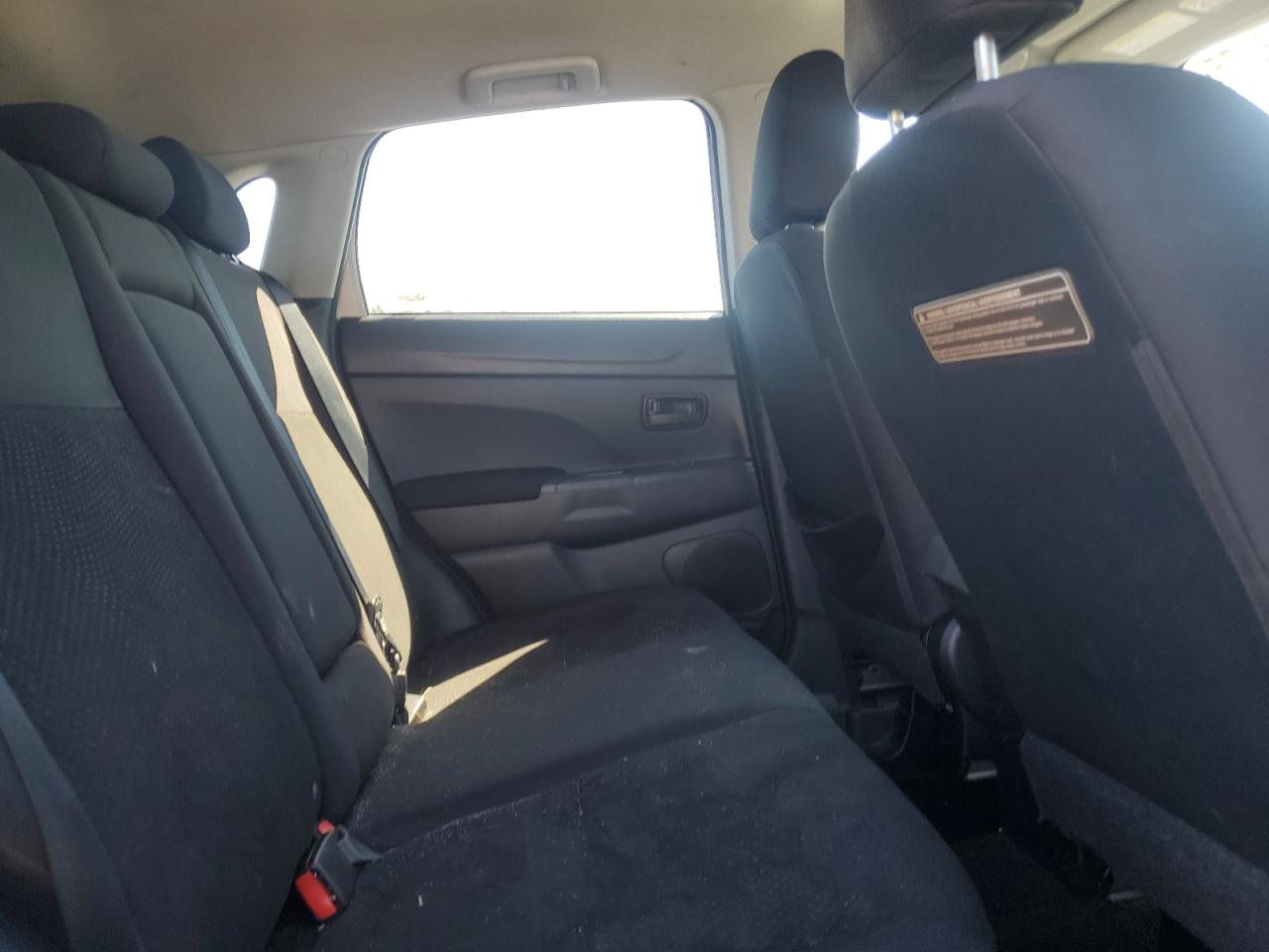 MITSUBISHI OUTLANDER ES