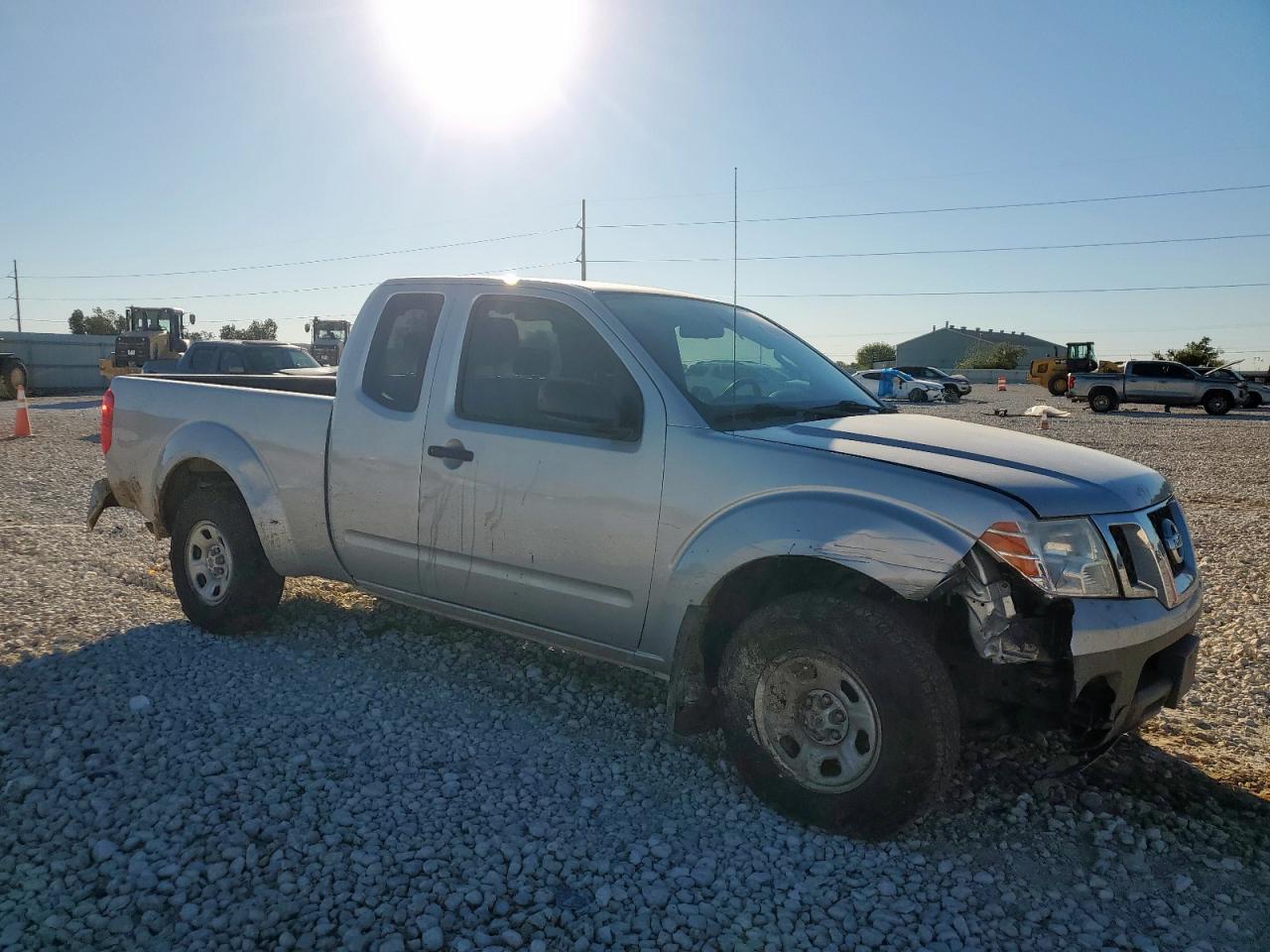 NISSAN FRONTIER S