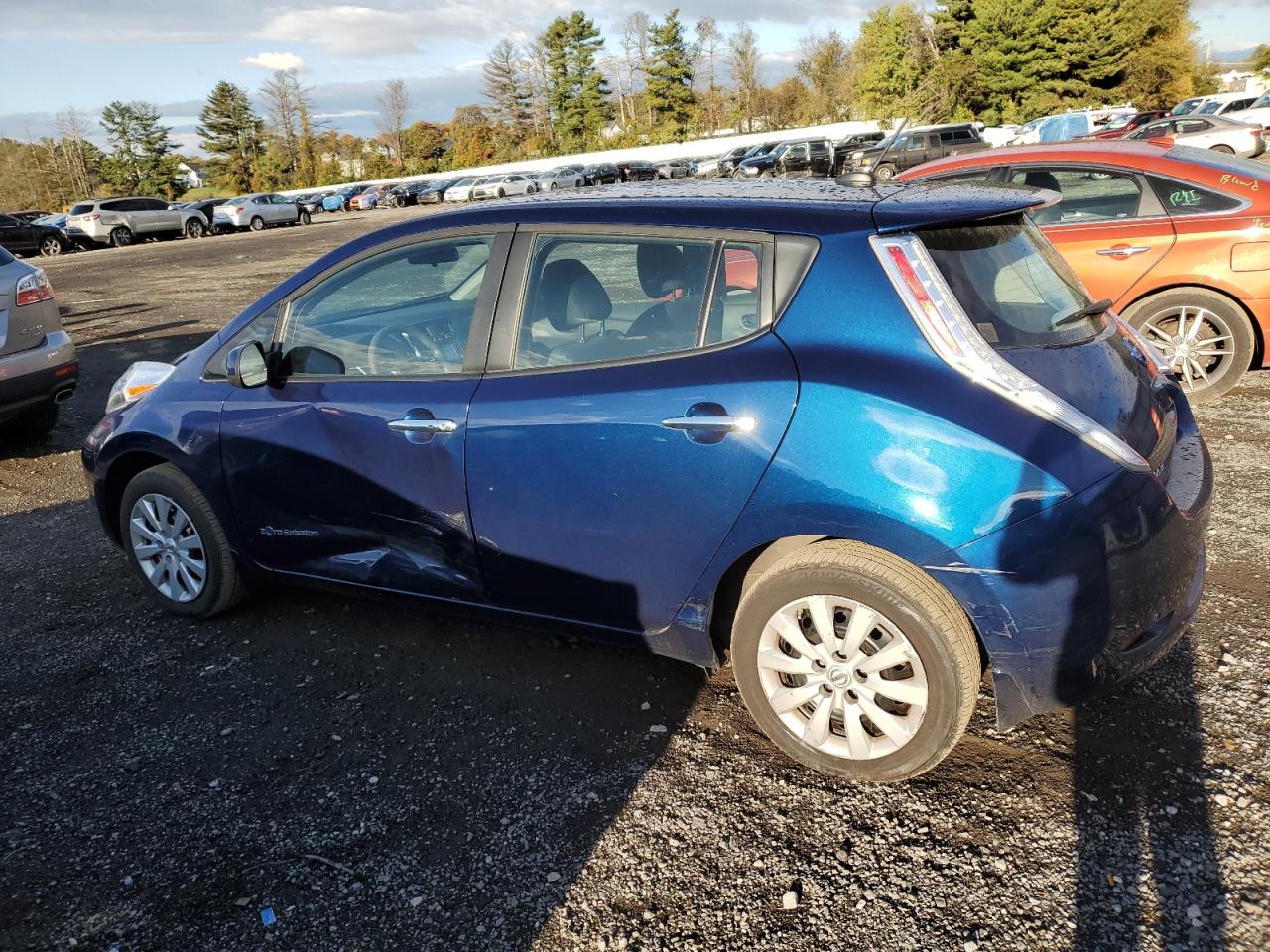 NISSAN LEAF S