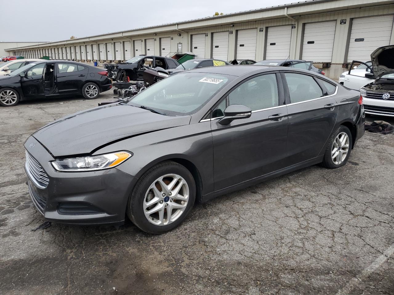 FORD FUSION SE