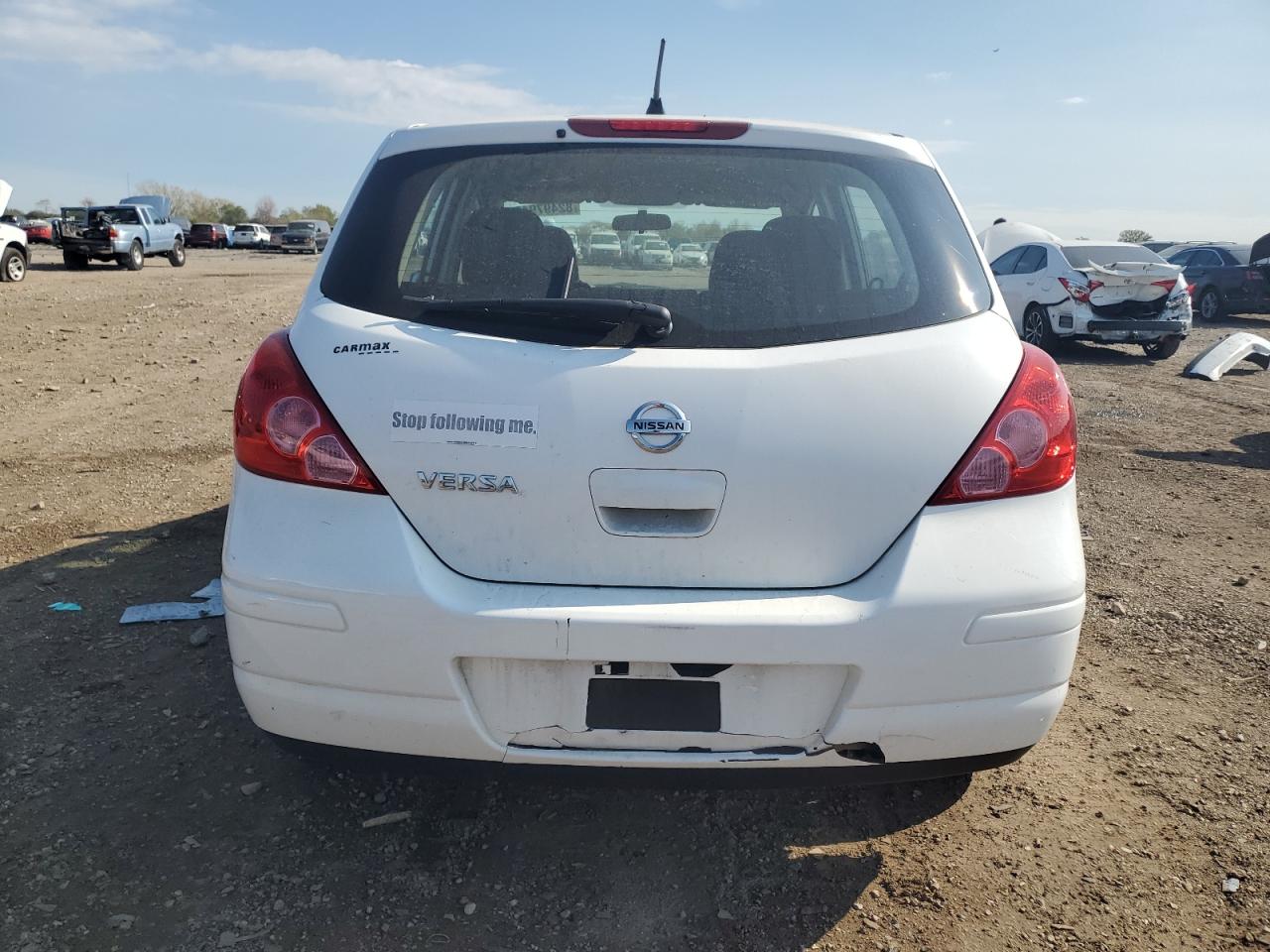 NISSAN VERSA S