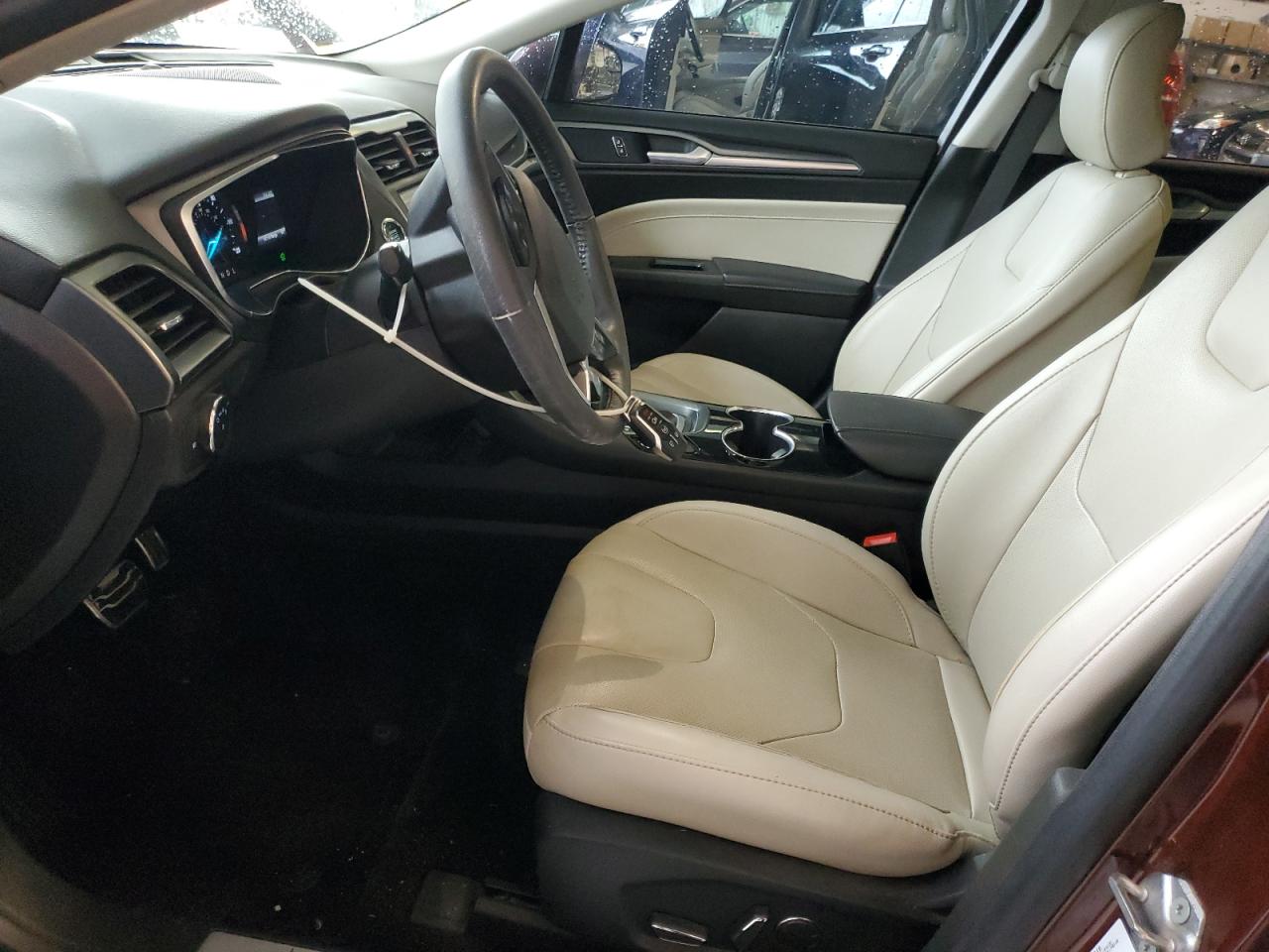 FORD FUSION TITANIUM PHEV