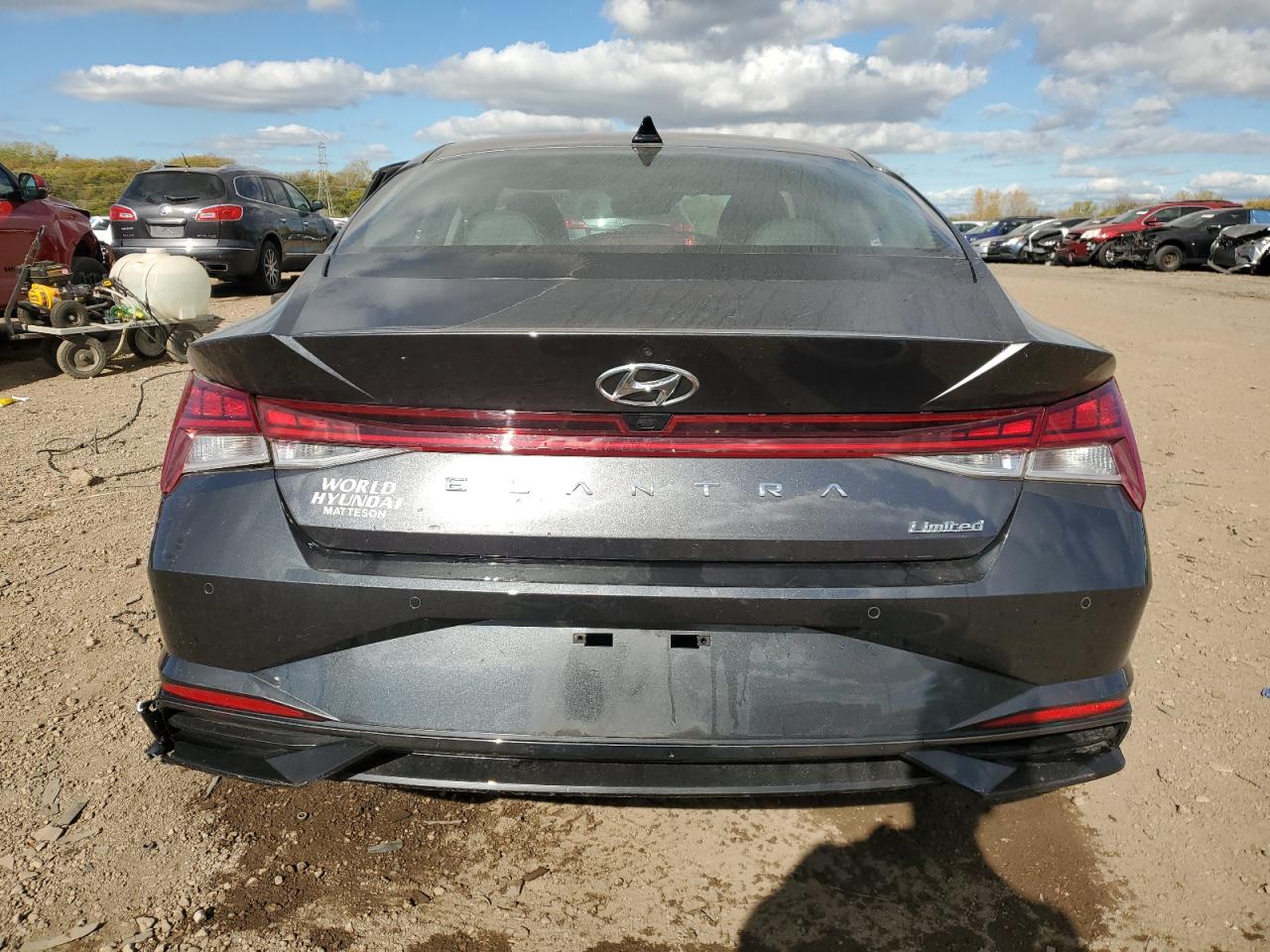 HYUNDAI ELANTRA LIMITED