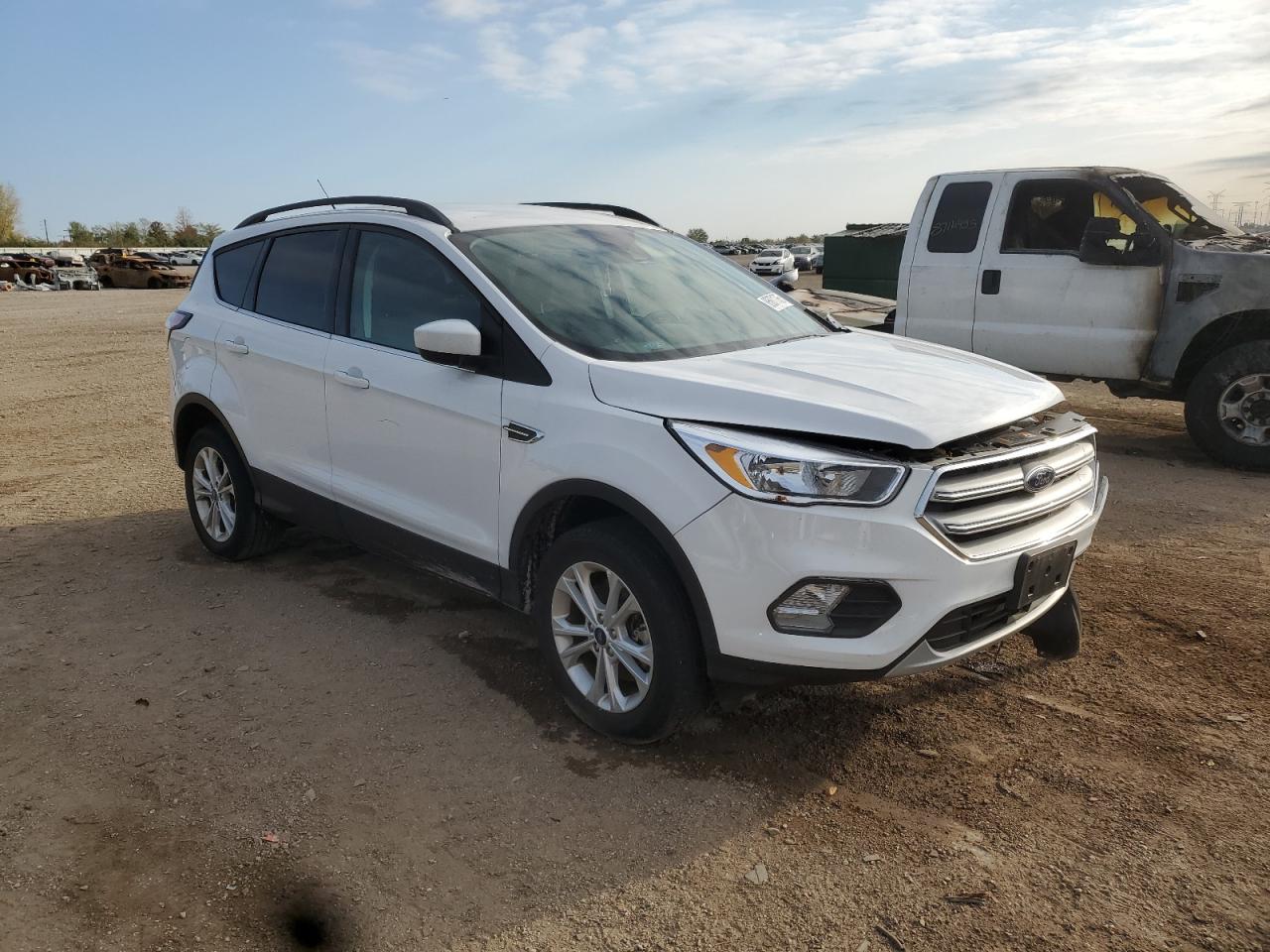 FORD ESCAPE SE