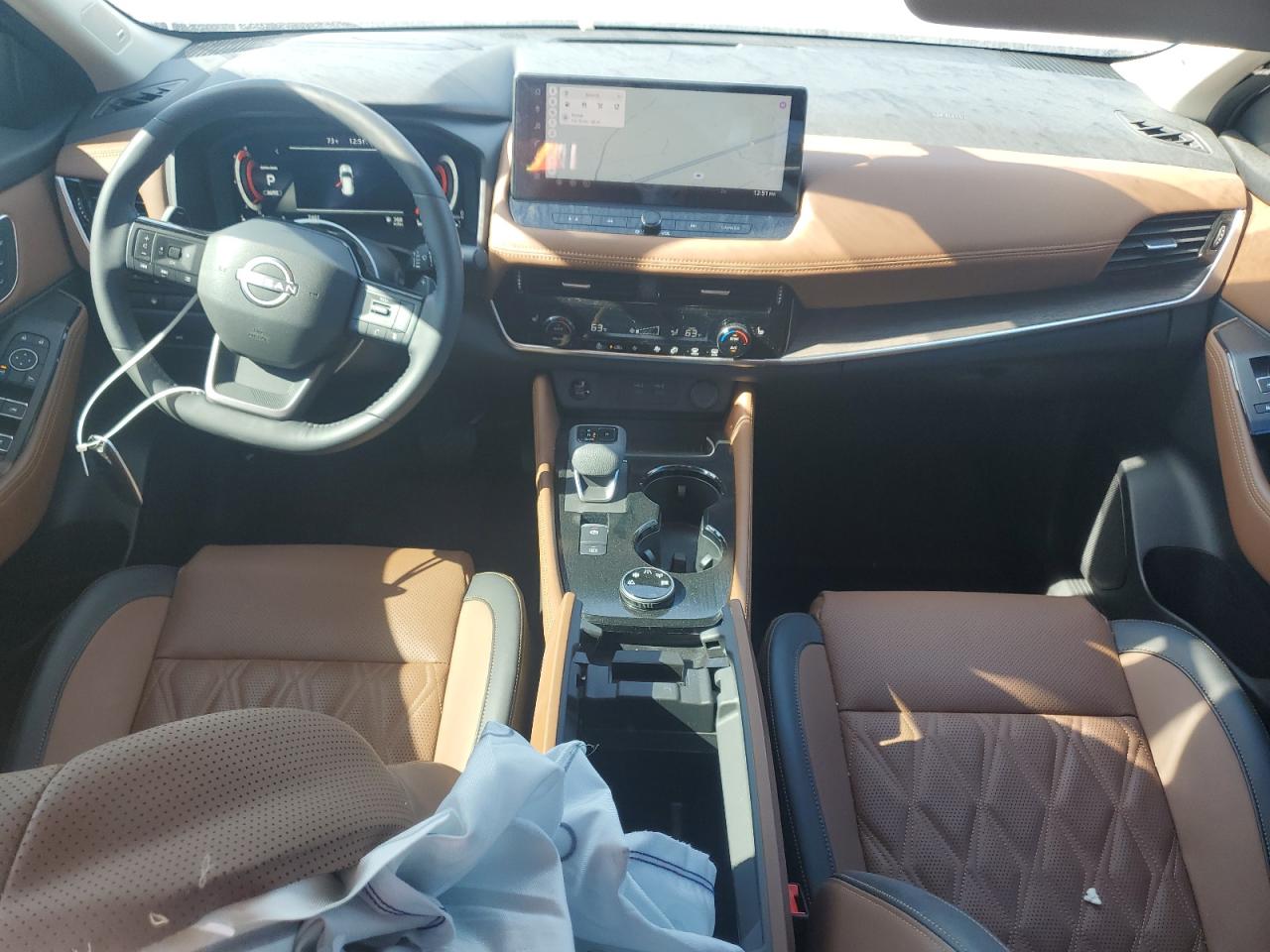 NISSAN ROGUE PLATINUM