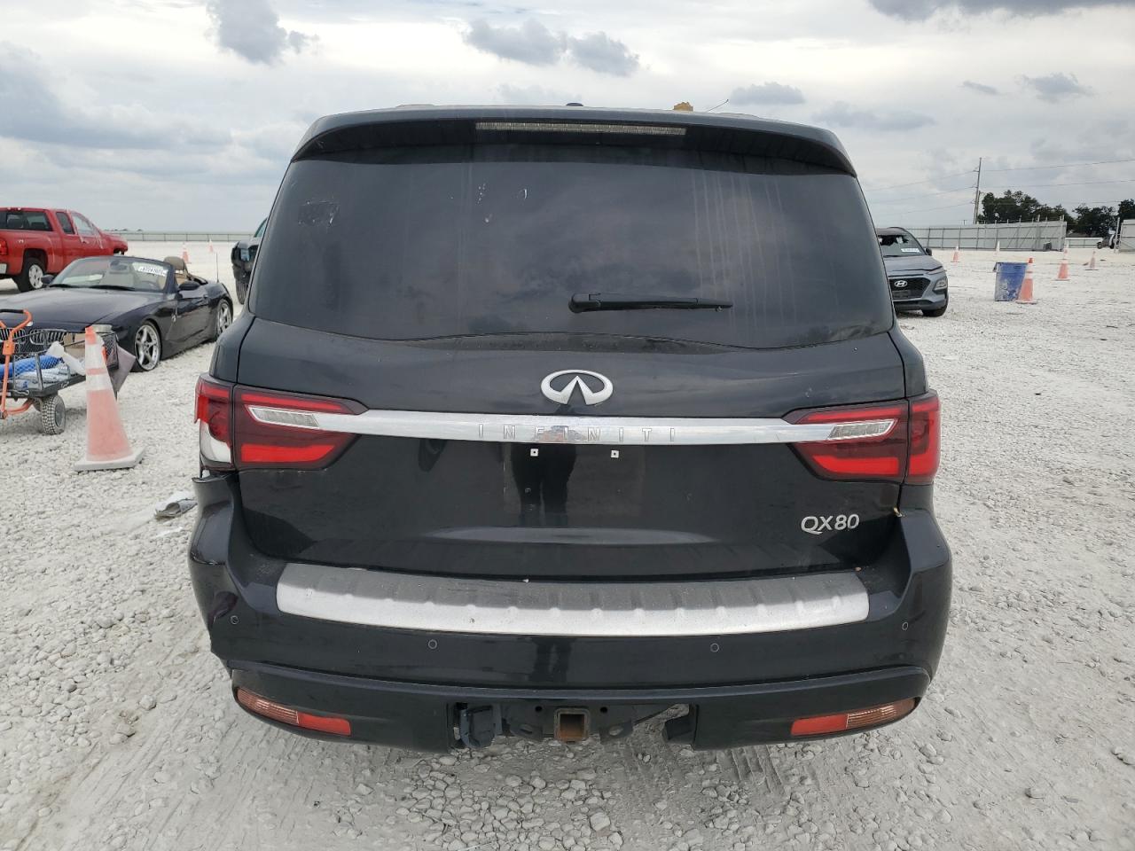 INFINITI QX80 BASE