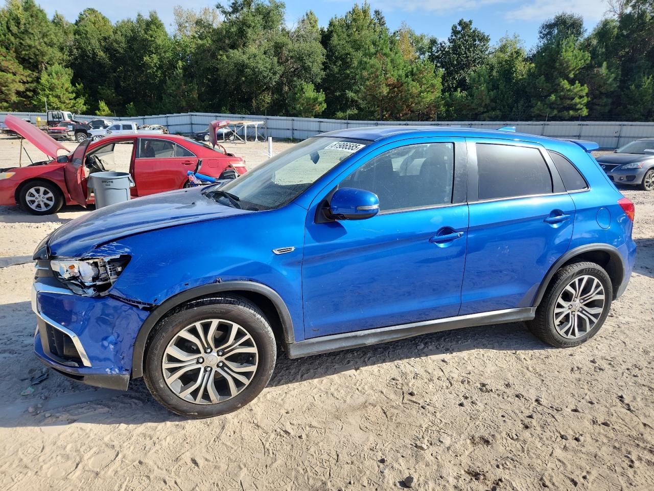 MITSUBISHI OUTLANDER ES