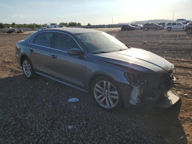 2017 VOLKSWAGEN PASSAT SE 1VWGT7A3XHC010601