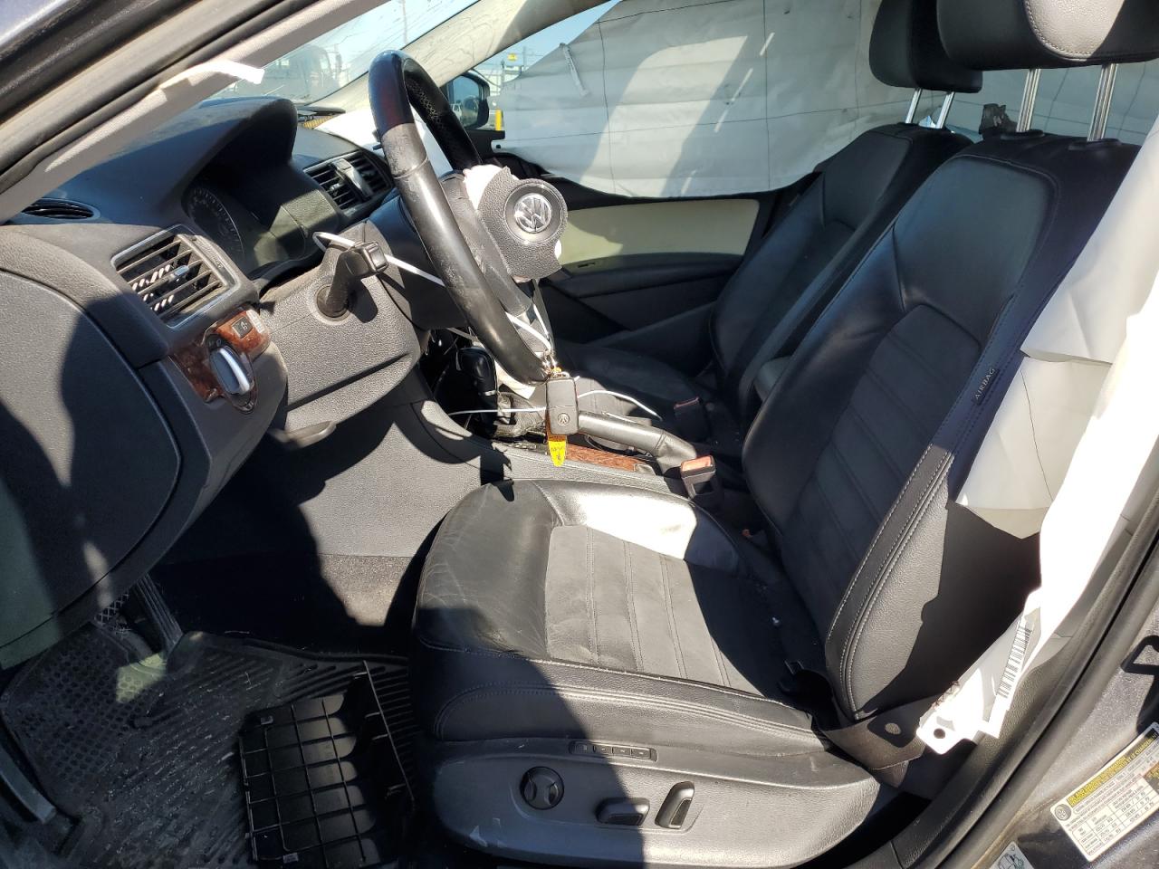 VOLKSWAGEN PASSAT SEL