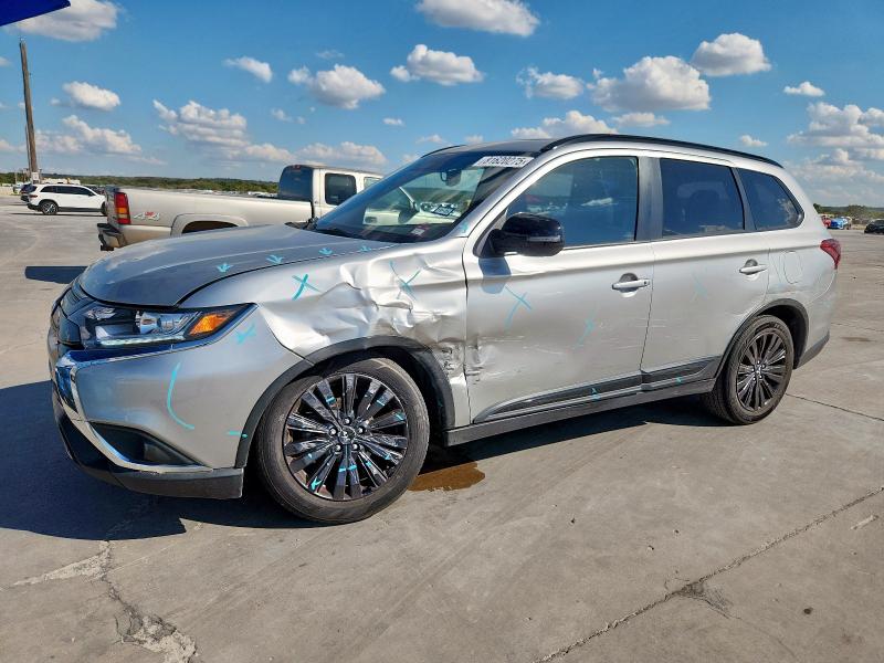Global Auto Auctions: 2020 MITSUBISHI OUTLANDER