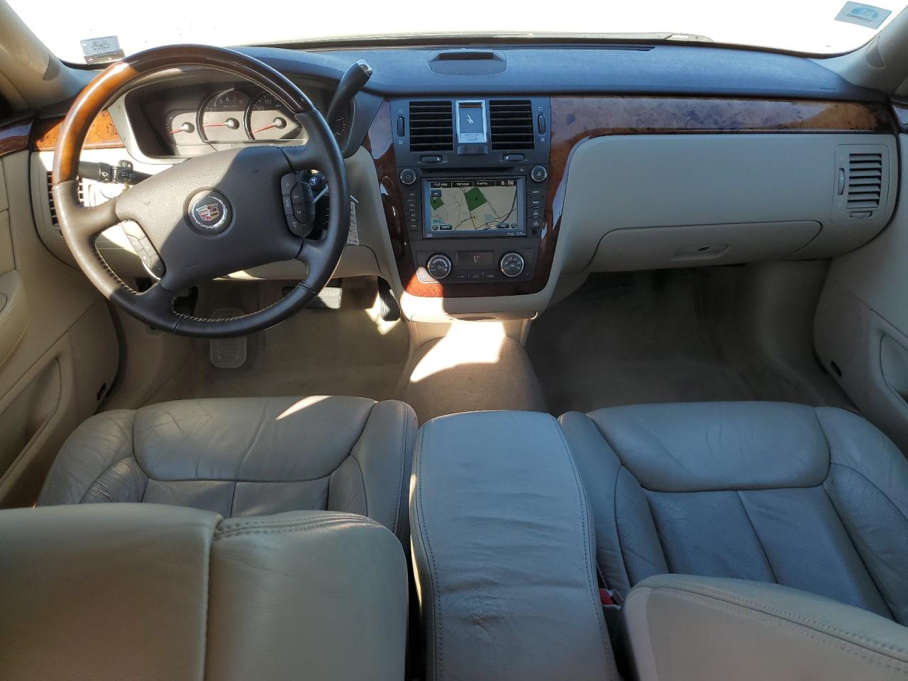 CADILLAC DTS PREMIUM COLLECTION