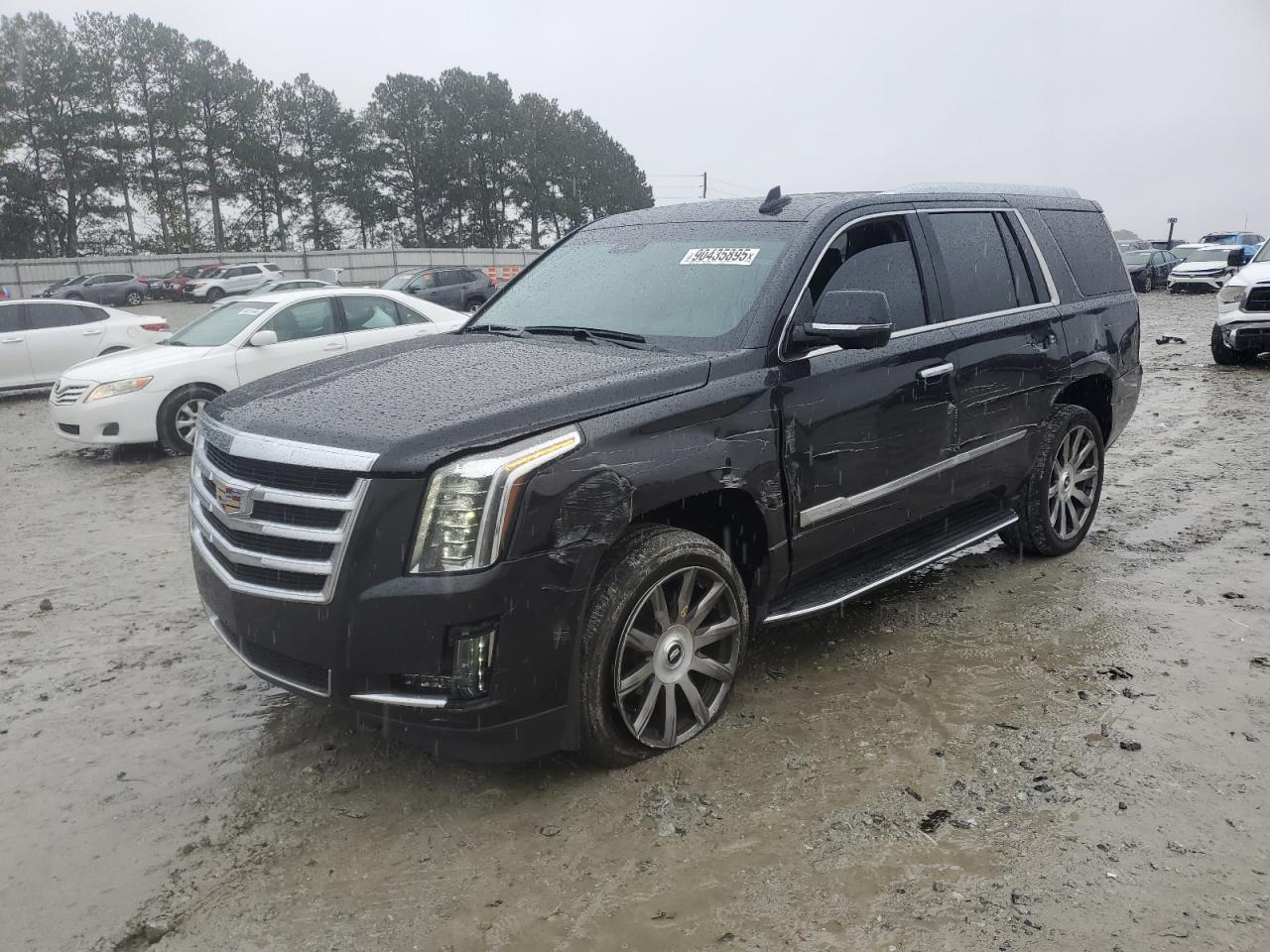 CADILLAC ESCALADE LUXURY