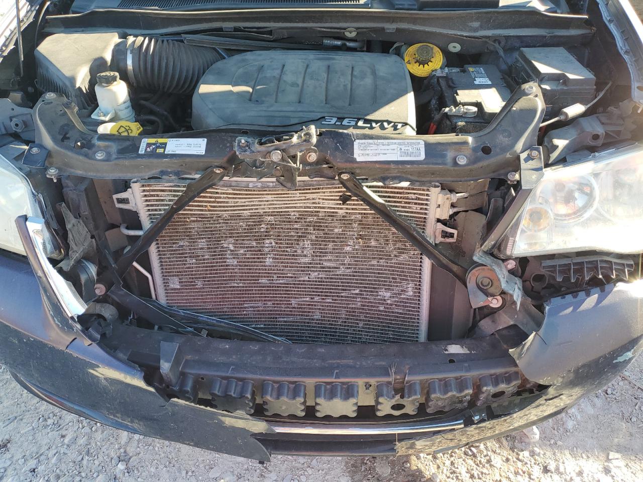 CHRYSLER TOWN & COUNTRY TOURING