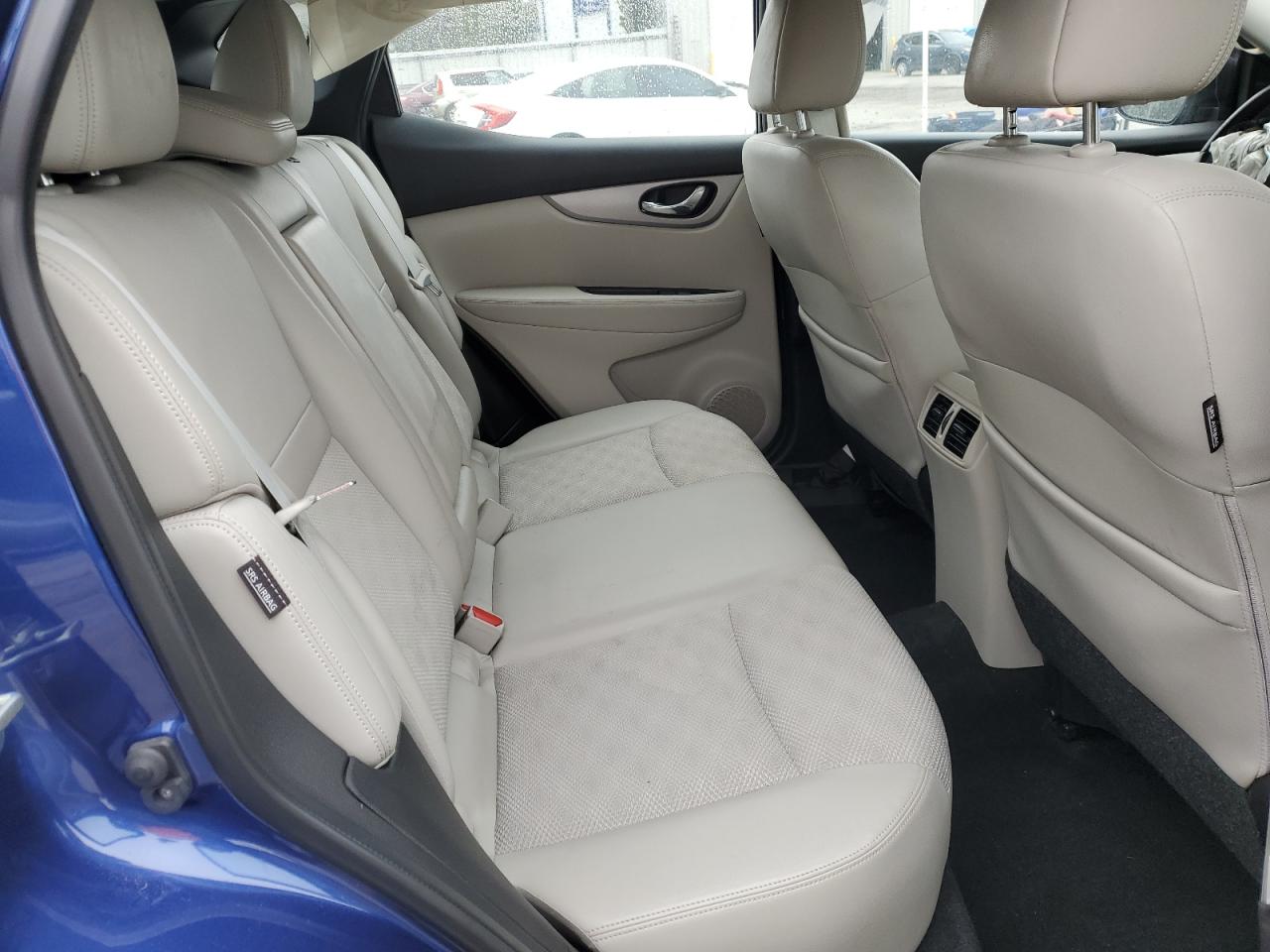 NISSAN ROGUE SPORT S