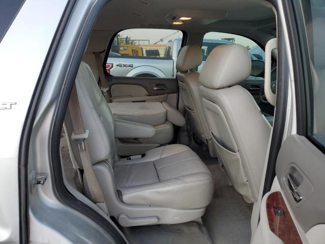 2011 GMC YUKON SLT - 1GKS2CE06BR223711