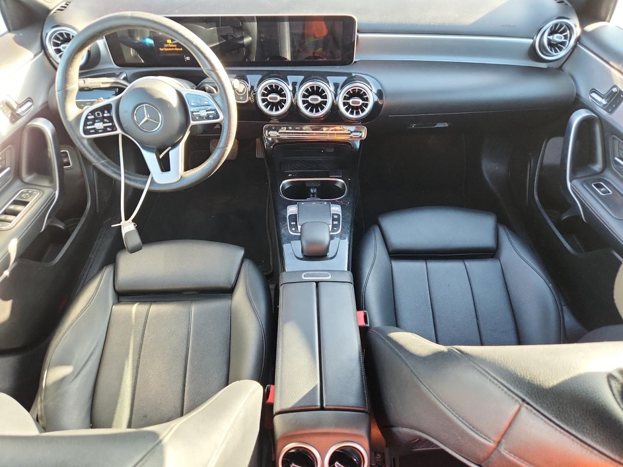 MERCEDES-BENZ A-CLASS 220