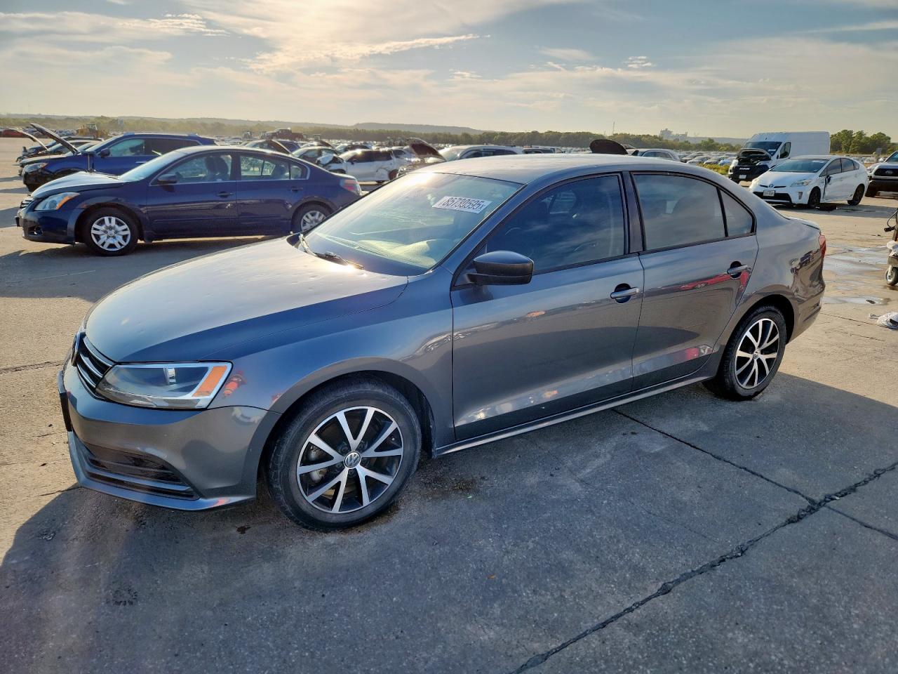 VOLKSWAGEN JETTA SE