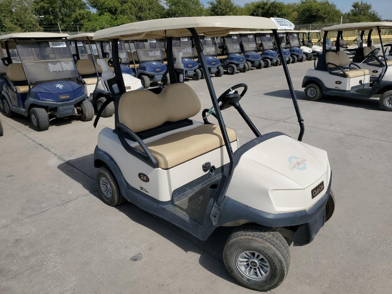 Lot #3266685383 2019 CLUB CAR TEMPO LITHIUM