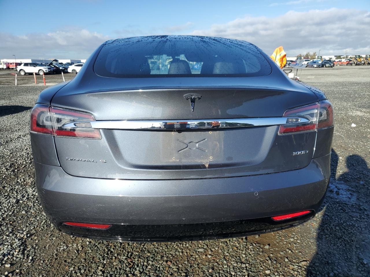TESLA MODEL S