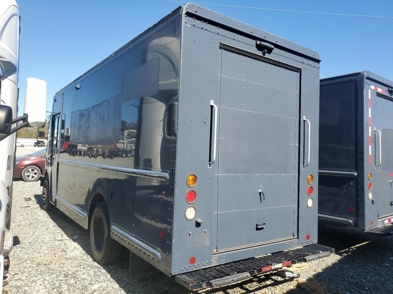 Lot #3302730027 2020 FREIGHTLINER CHASSIS M