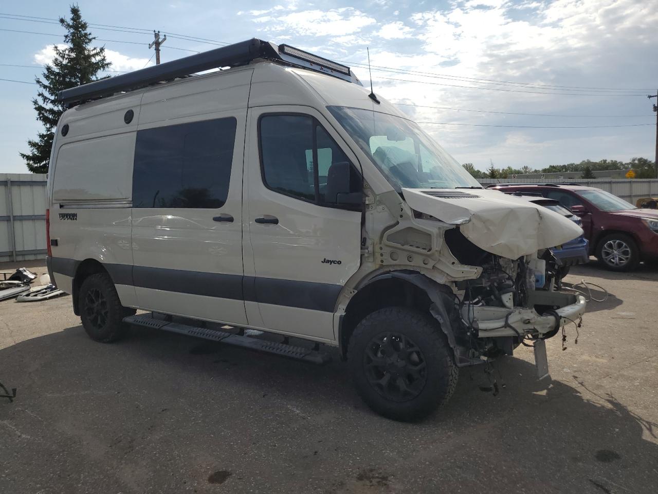 MERCEDES-BENZ SPRINTER 2500