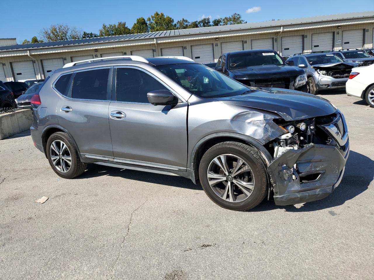 Lot #3311706220 2017 NISSAN ROGUE S