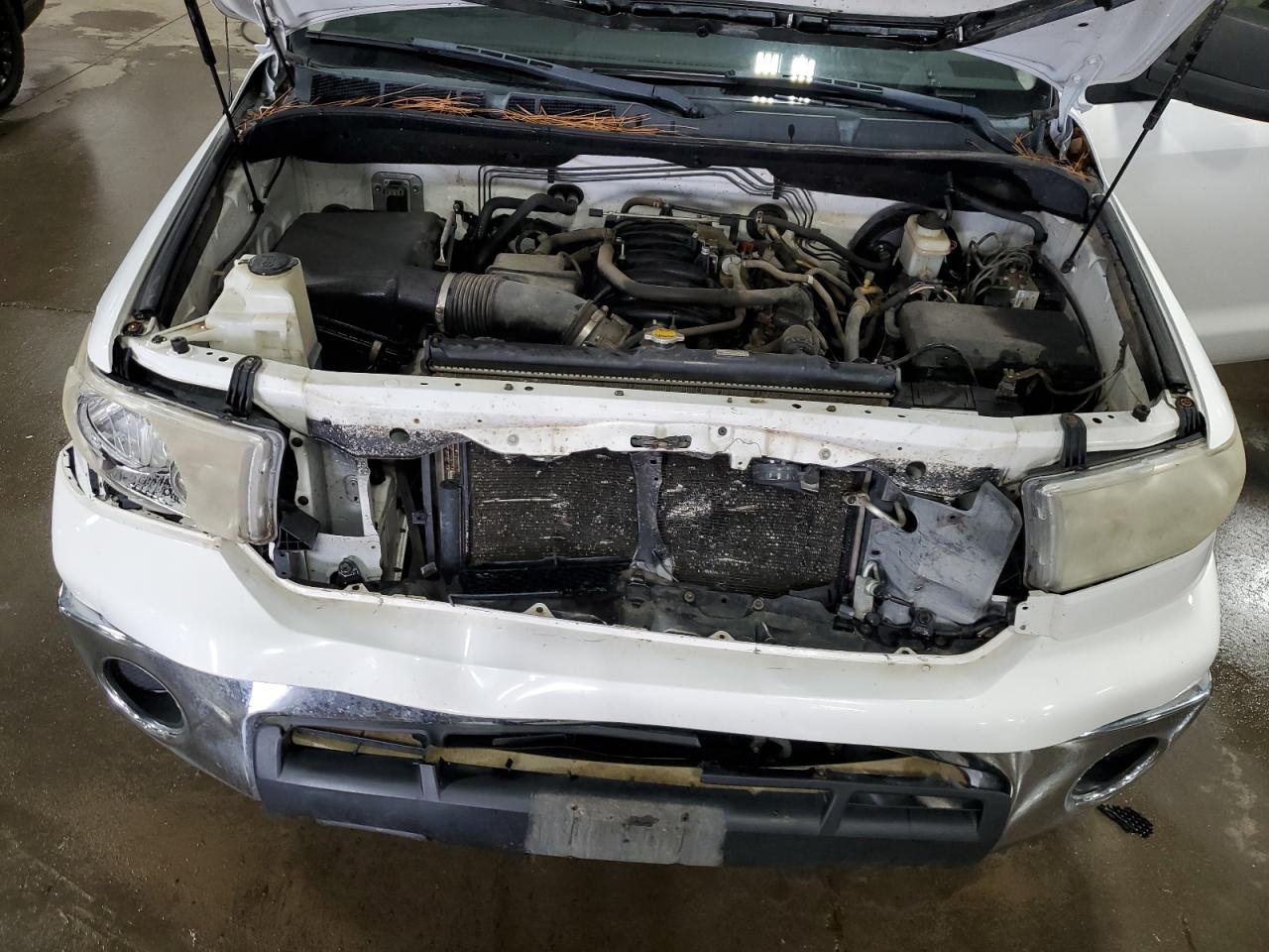 TOYOTA TUNDRA DOUBLE CAB SR5