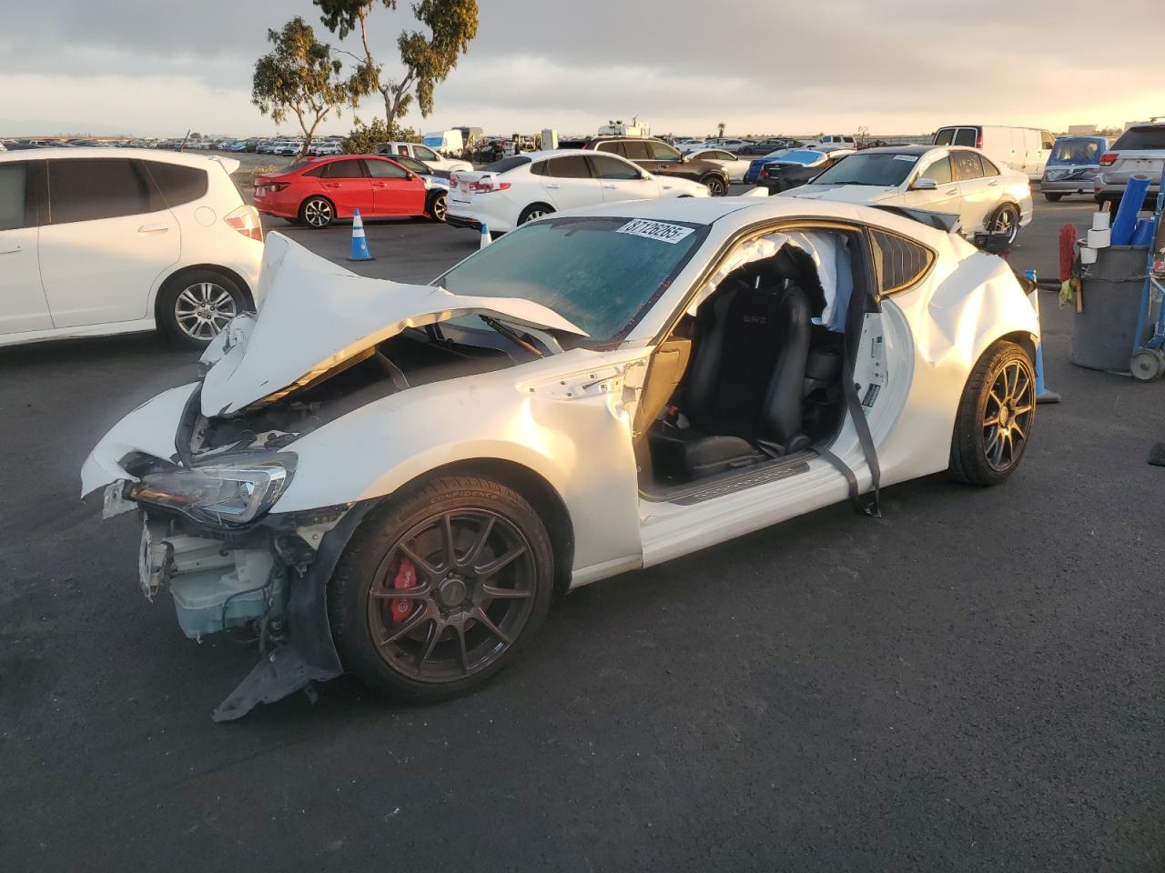 Lot #3316092233 2018 SUBARU BRZ 2.0 LI