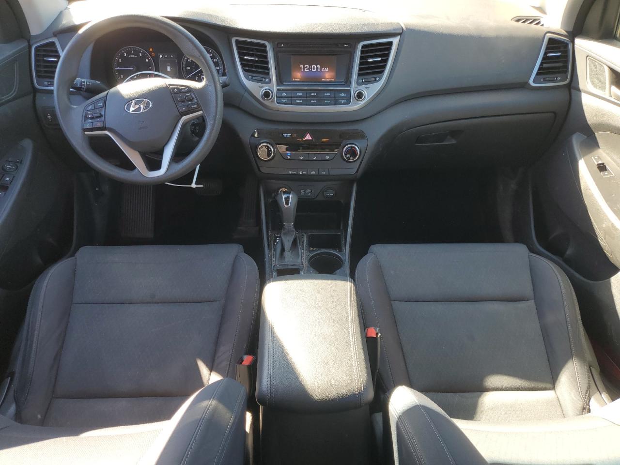 HYUNDAI TUCSON SE