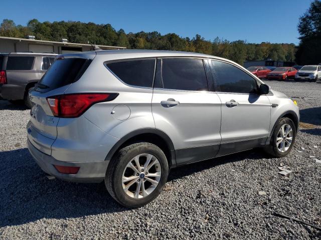 2019 FORD ESCAPE SE - 1FMCU0GD4KUB11409