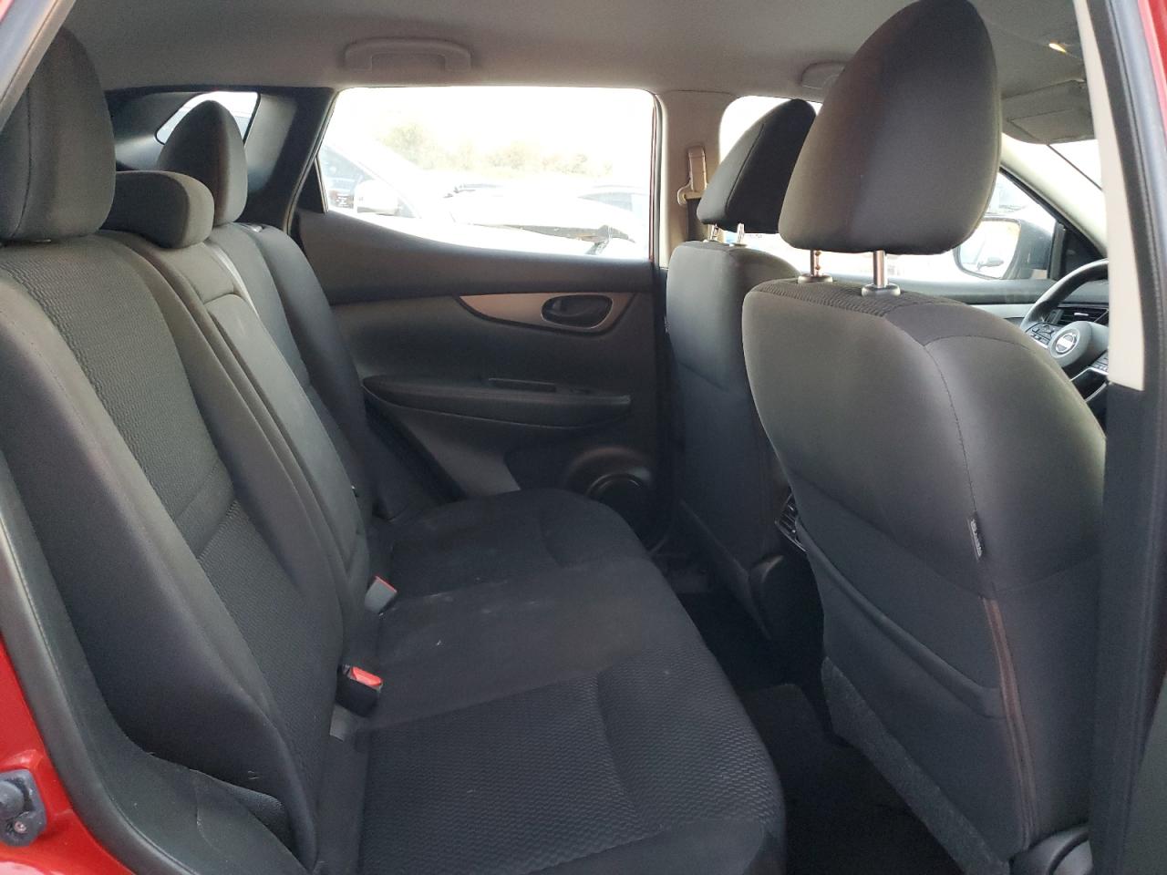 NISSAN ROGUE SPORT S