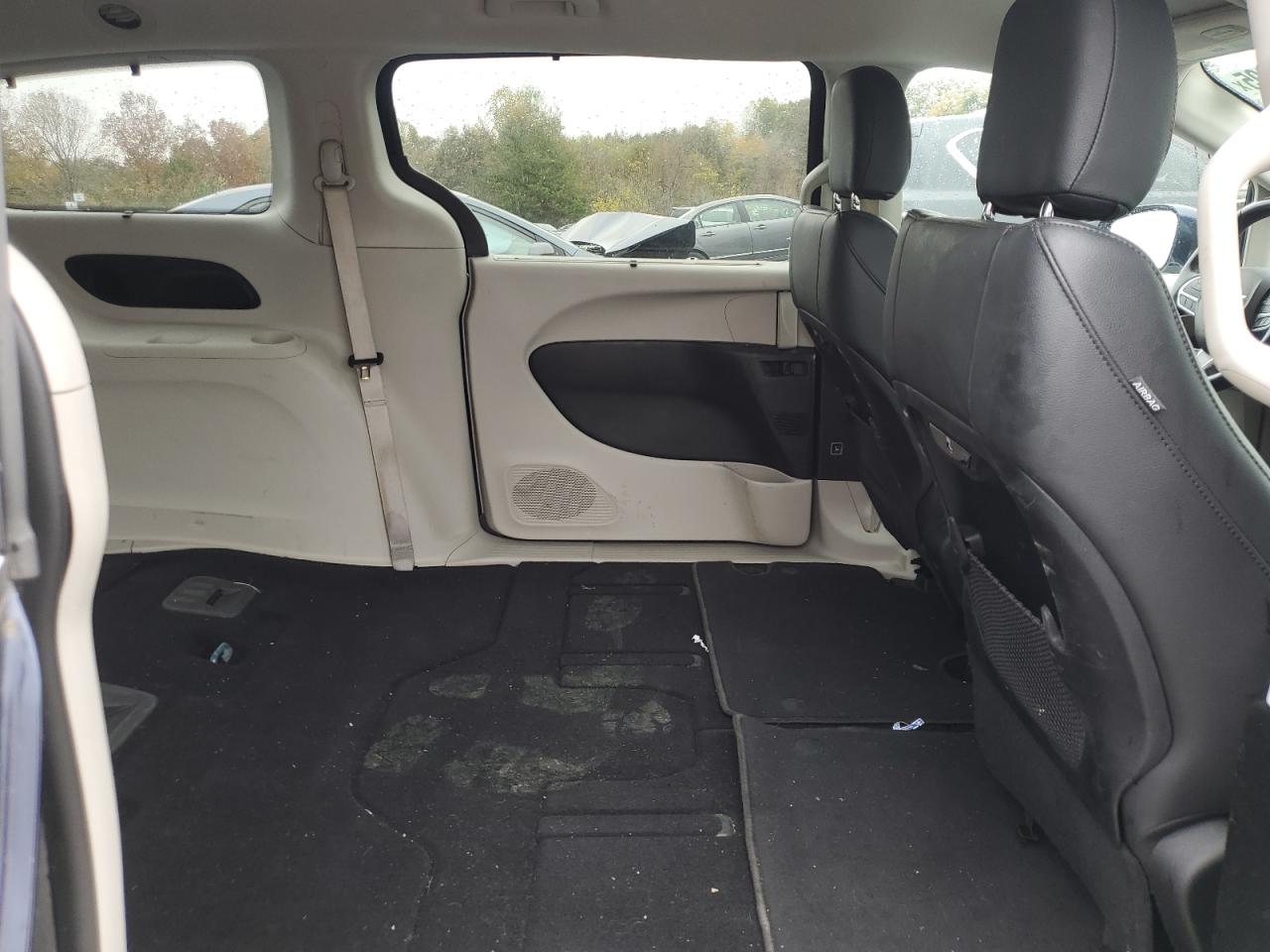 CHRYSLER PACIFICA TOURING L