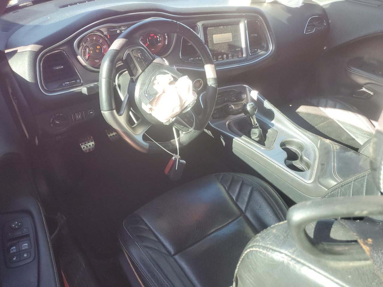 DODGE CHALLENGER SRT HELLCAT