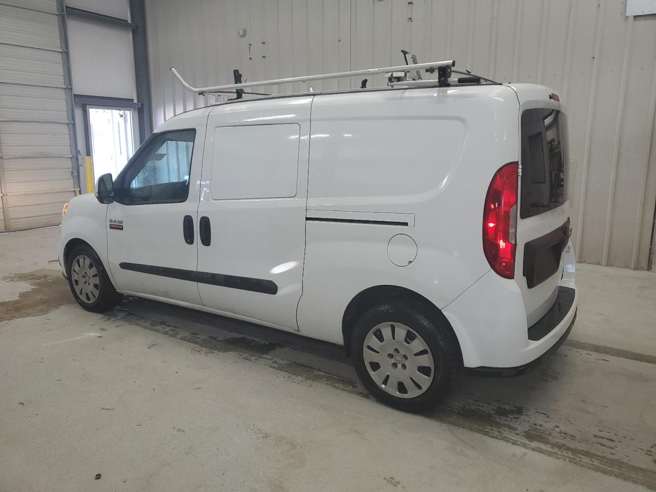 RAM PROMASTER SLT