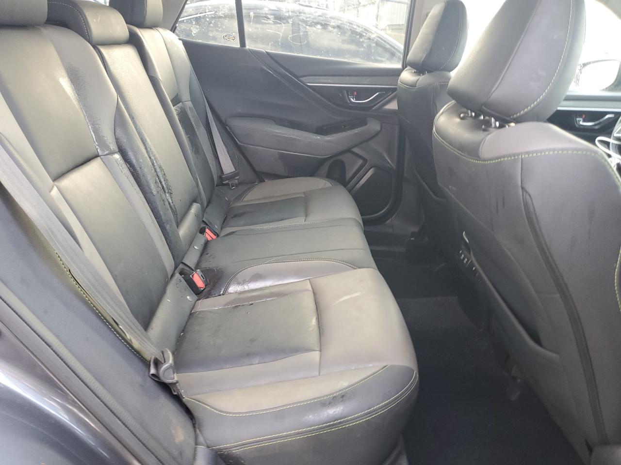 SUBARU OUTBACK ONYX EDITION XT