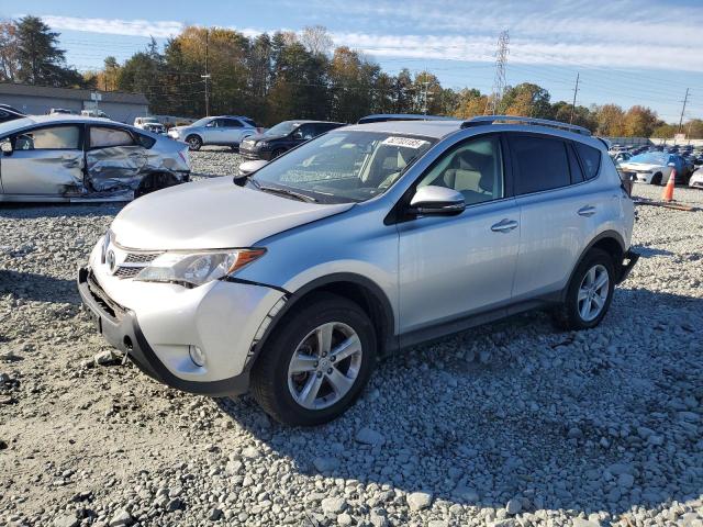 TOYOTA RAV4 XLE