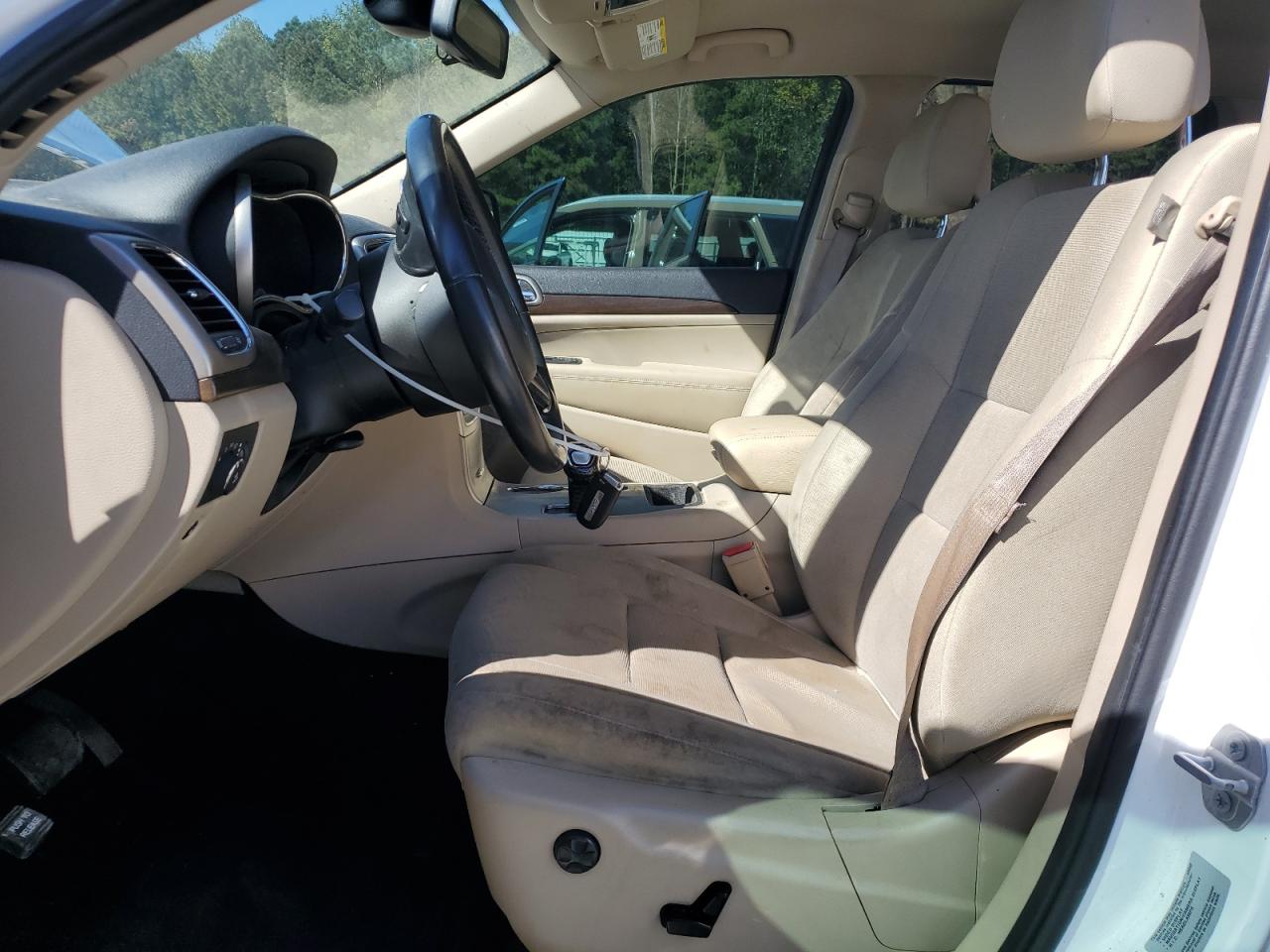 JEEP GRAND CHEROKEE LAREDO