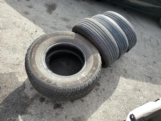 2019 VOLVO XC60 T6 YV4A22RK8K1374509