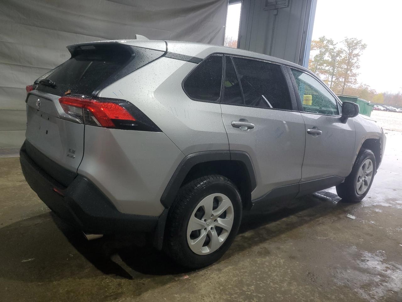 TOYOTA RAV4 LE