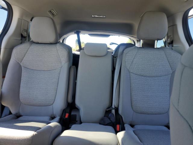 2022 TOYOTA SIENNA LE - 5TDKRKEC0NS115876