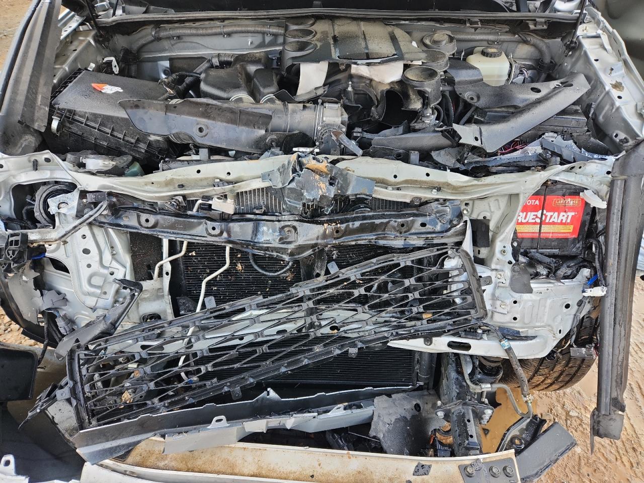 TOYOTA 4RUNNER SR5/SR5 PREMIUM