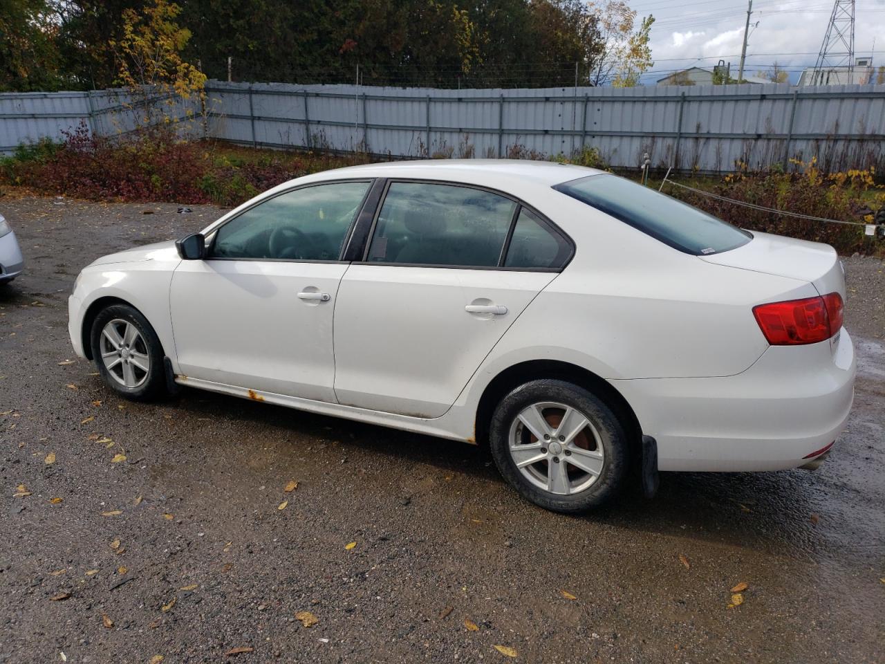 VOLKSWAGEN JETTA BASE