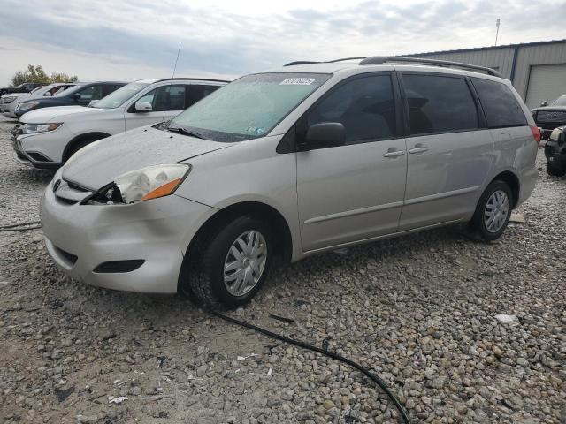 TOYOTA SIENNA CE