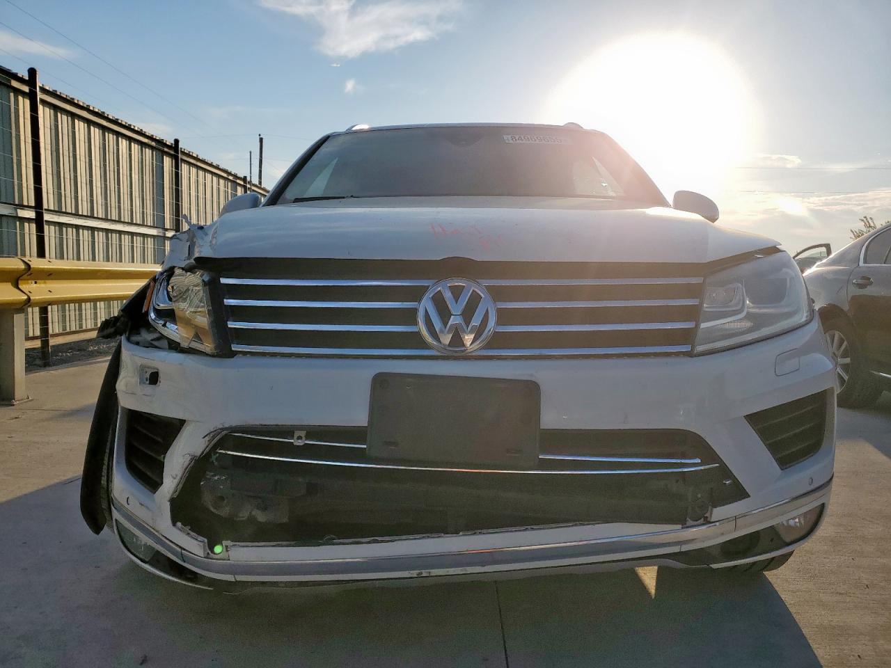 VOLKSWAGEN TOUAREG SPORT