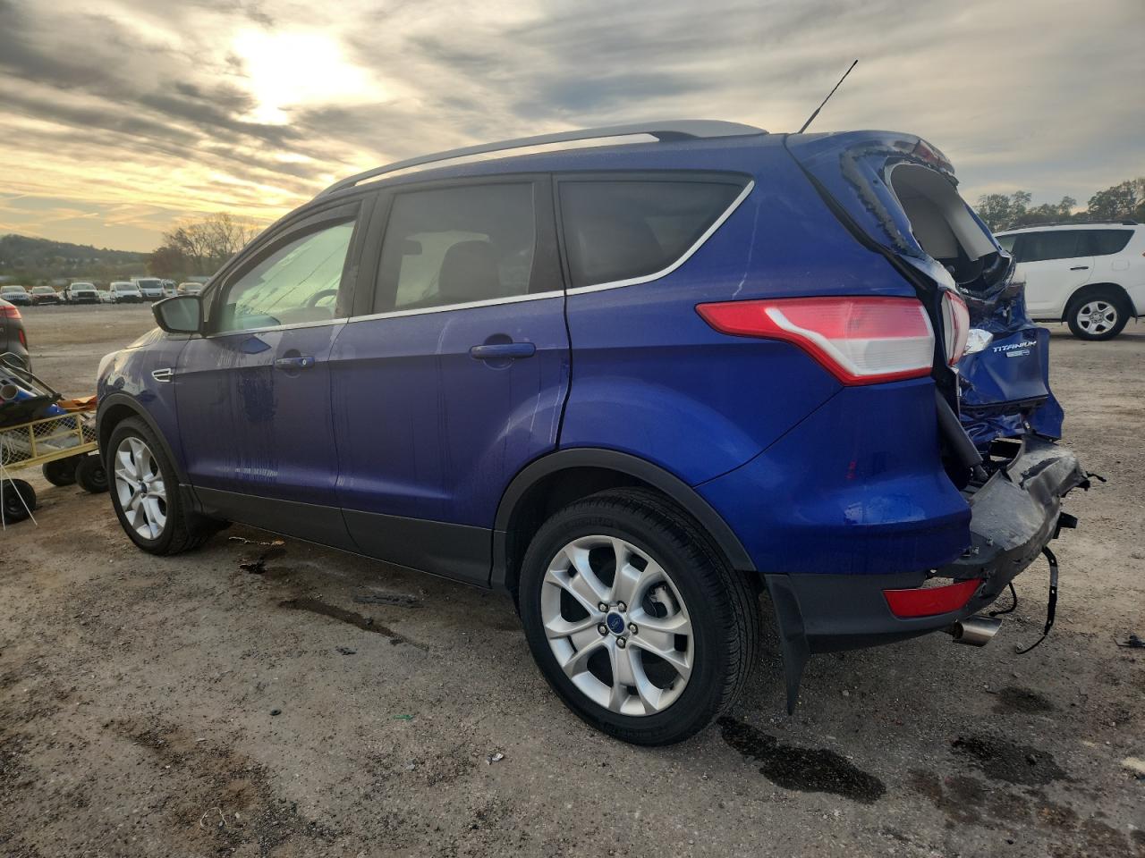 FORD ESCAPE TITANIUM