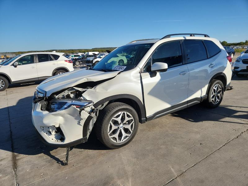 Global Auto Auctions: 2021 SUBARU FORESTER