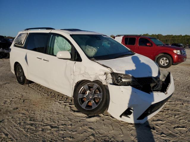 2018 TOYOTA SIENNA SE 5TDXZ3DCXJS926849