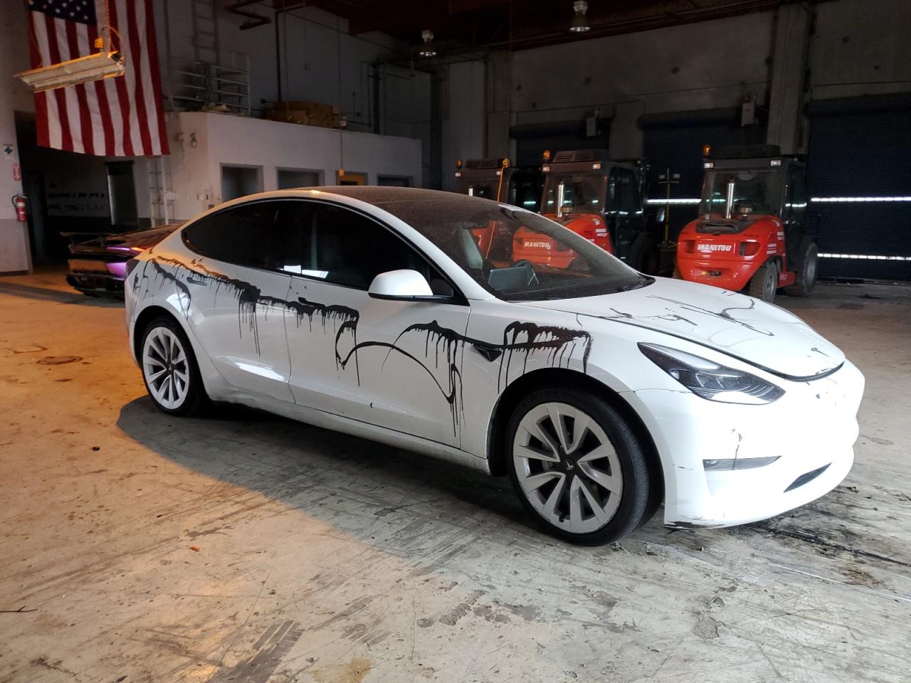 Lot #3315866196 2023 TESLA MODEL 3