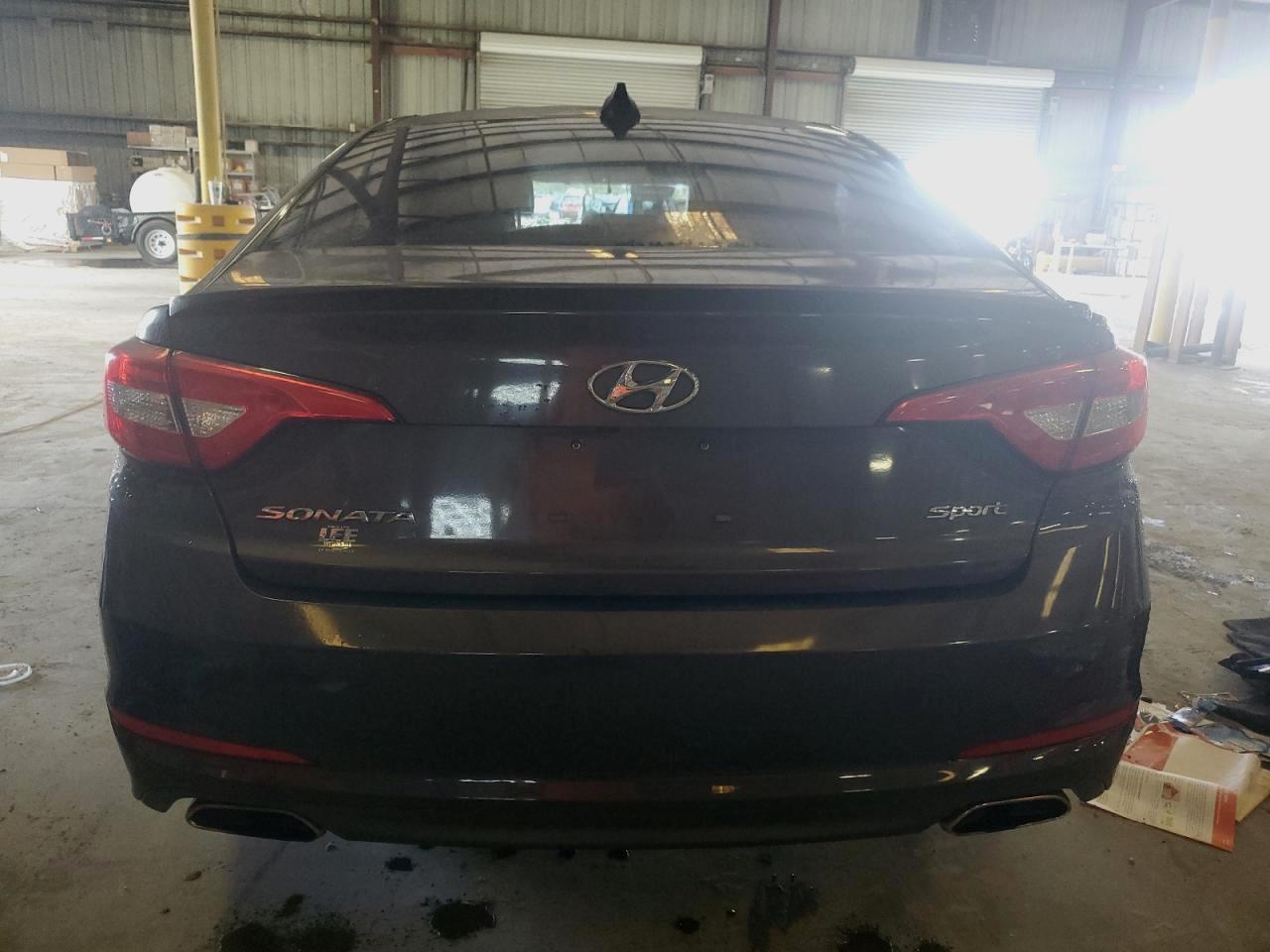 HYUNDAI SONATA SPORT