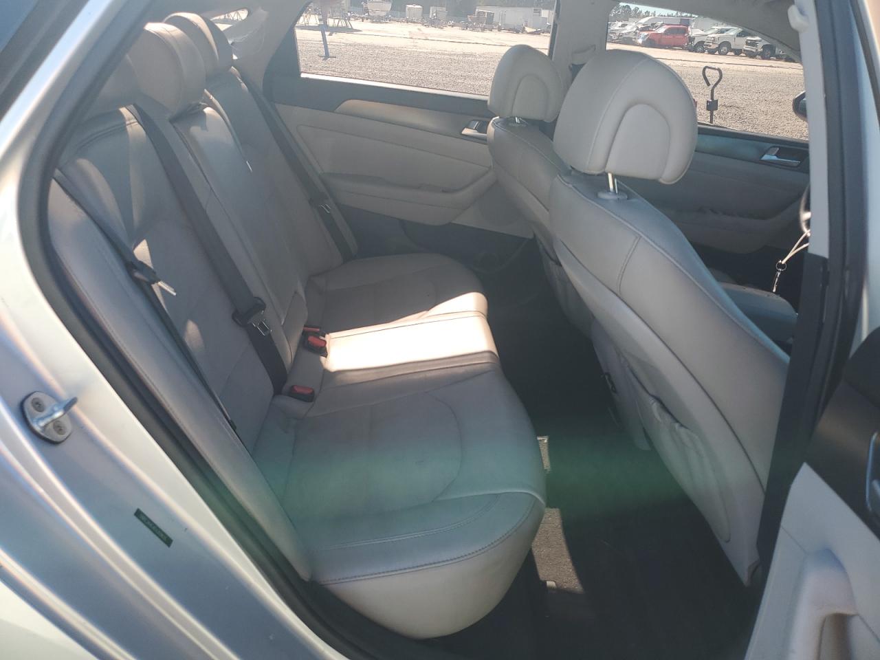 HYUNDAI SONATA SPORT